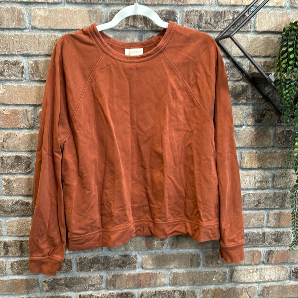 Universal Thread Crew Neck